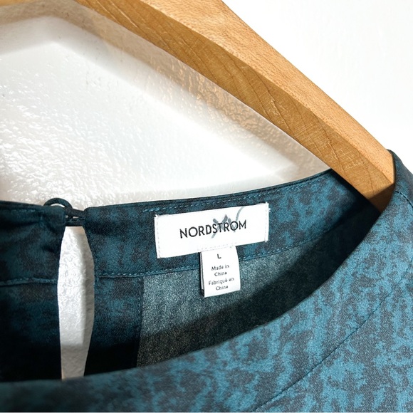 Nordstrom Womens Colorful Abstract Animal Print Split Long Sleeve Blouse Large L - Picture 4 of 10